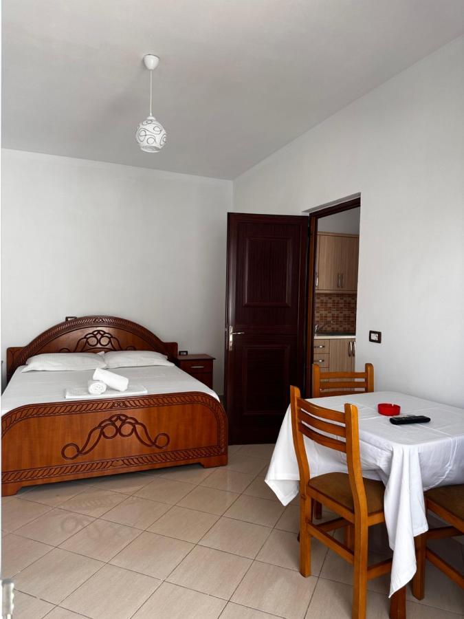 Esmeralda Hotel & Restaurant คซามิล ภายนอก รูปภาพ